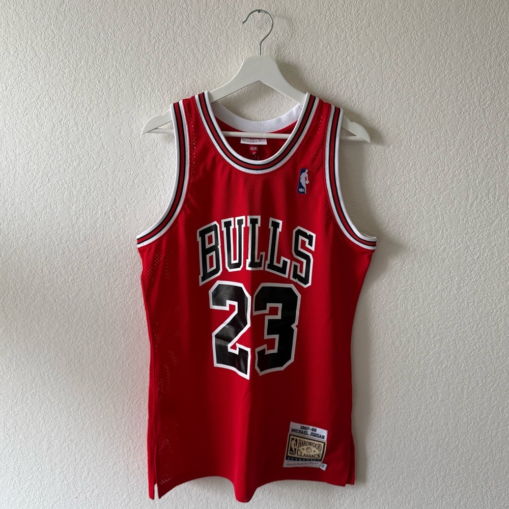 Mitchell & Ness Chicago Bulls Jordan Jersey